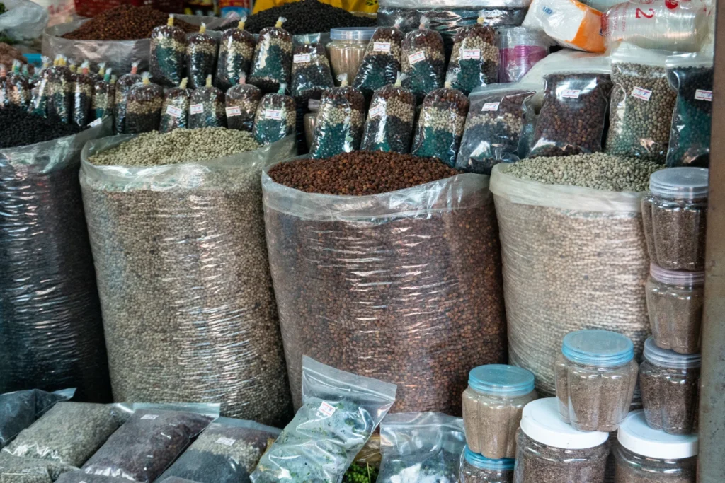 Kampot pepper colors