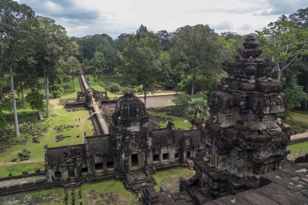 baphoun-temple-2016-10-14_12-27-24
